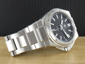 IWC Ingenieur Automatic IWC Revision 05 - 2021 IW323902 from 2016, box,  papers